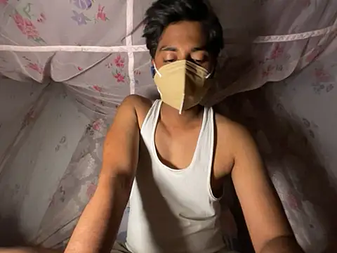 Snapshot of sinner2511 chatting on March 26, 2026, 4:27 pm sinner2511 online show from March 26, 2026, 4:27 pm