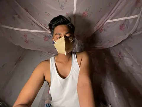 Snapshot of sinner2511 chatting on March 31, 2026, 4:31 pm sinner2511 online show from March 31, 2026, 4:31 pm