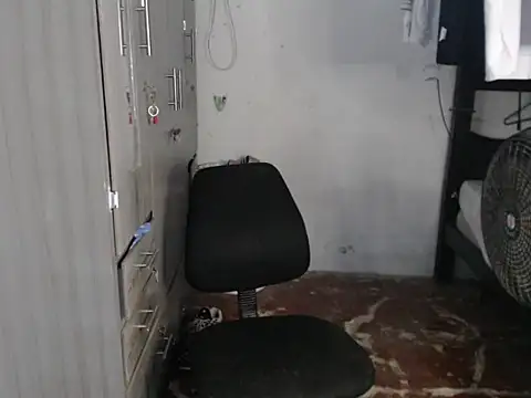 mastercum28 online show from May 19, 2026, 5:20 pm
