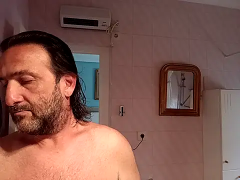 DanTrov79 online show from May 9, 2026, 11:02 am
