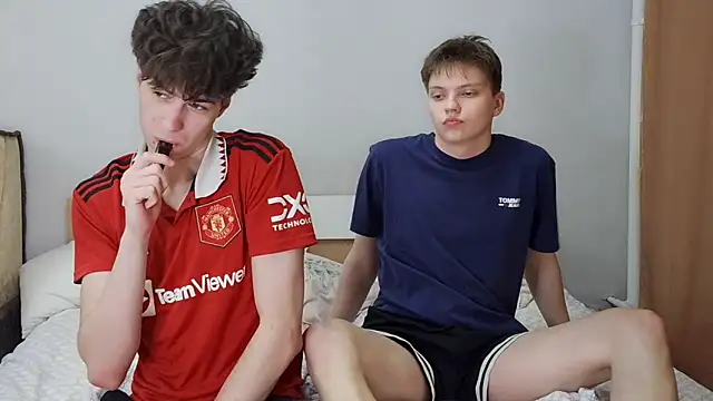 Snapshot of 1gay1straight chatting on March 23, 2026, 3:39 am 1gay1straight online show from March 23, 2026, 3:39 am