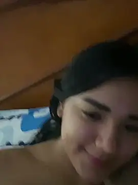 Snapshot of valvam_ chatting on April 9, 2026, 6:19 am valvam online show from April 9, 2026, 6:19 am