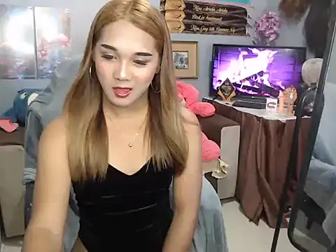 fuckercumm online show from May 20, 2026, 1:02 am