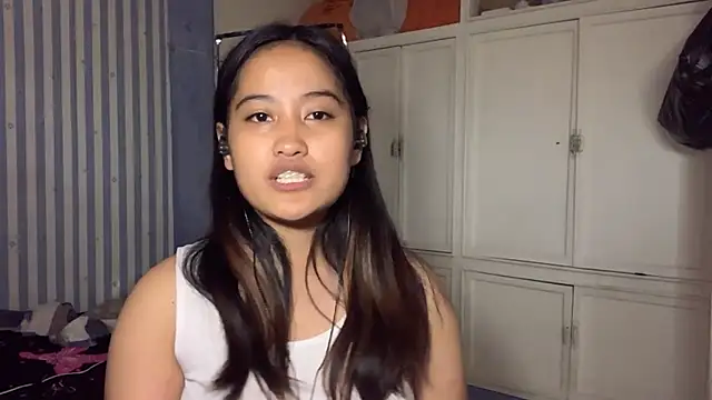 Snapshot of KathrynCarchi chatting on March 26, 2026, 8:23 am KathrynCarchi online show from March 26, 2026, 8:23 am