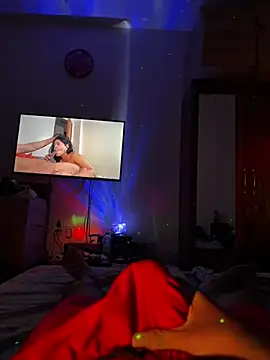 david007999 online show from April 15, 2026, 8:42 pm