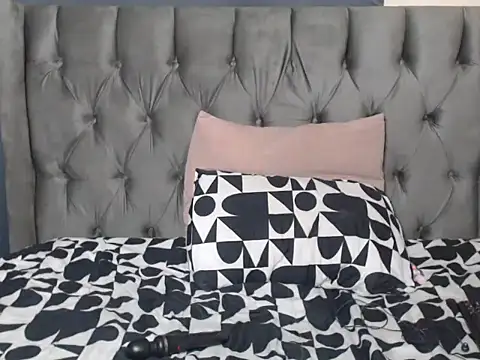 Snapshot of Cybil_Hearts chatting on March 23, 2026, 3:34 pm Cybil Hearts online show from March 23, 2026, 3:34 pm