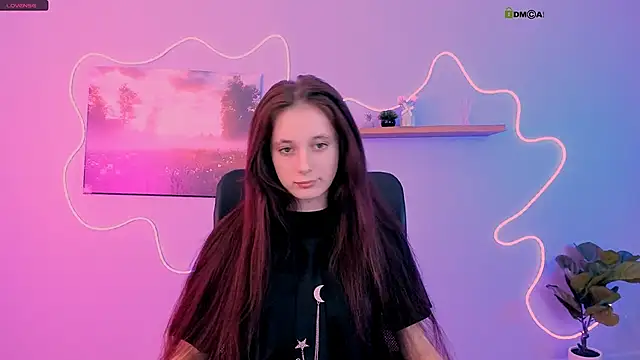 nami glow online show from April 18, 2026, 7:29 pm