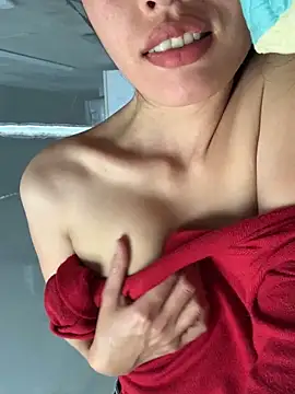 Snapshot of Sapphire-zz chatting on March 26, 2026, 7:17 am Sapphire-zz online show from March 26, 2026, 7:17 am