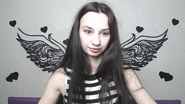 Je55icaBreeze online show from May 3, 2026, 1:36 pm