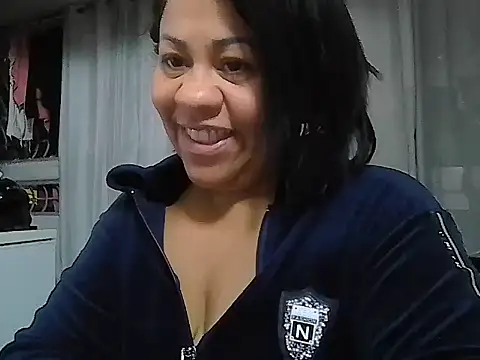 Snapshot of Veronica_missbigg chatting on May 20, 2026, 9:28 am Veronica missbigg online show from May 20, 2026, 9:28 am