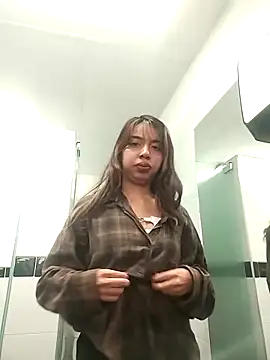 Atenea 7 online show from April 15, 2026, 7:40 pm