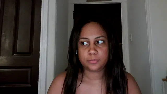 biancadoesit online show from May 3, 2026, 10:20 am