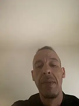 Snapshot of demongentil chatting on July 19, 2026, 5:49 am demongentil online show from July 19, 2026, 5:49 am