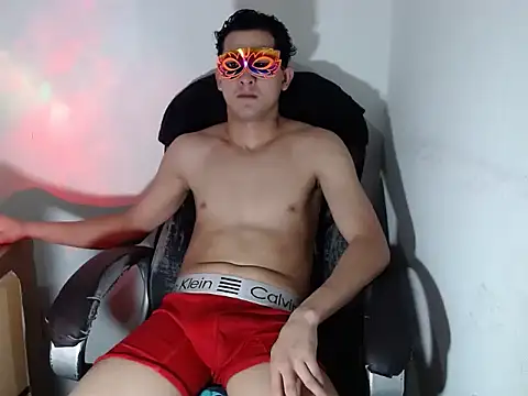 Snapshot of SexyboyHot2000 chatting on May 14, 2026, 10:07 pm SexyboyHot2000 online show from May 14, 2026, 10:07 pm