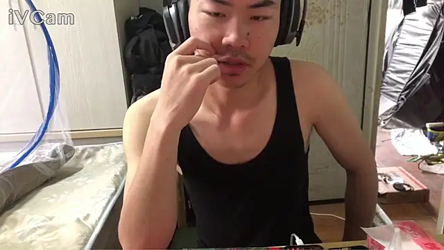 dyjdddttj online show from May 14, 2026, 1:13 am