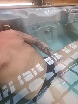 Cutecamboy4you online show from April 12, 2026, 1:47 pm