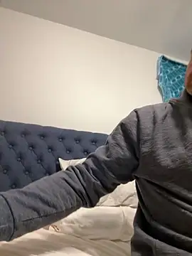 whitelioncody online show from May 16, 2026, 4:33 am