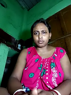 Snapshot of puja560 chatting on April 4, 2026, 5:41 pm puja560 online show from April 4, 2026, 5:41 pm