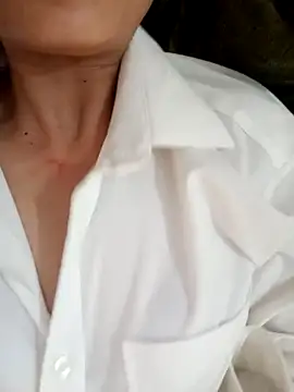 Cherry Cherryy online show from March 25, 2026, 5:51 am