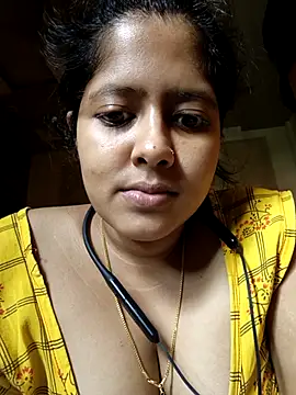 Snapshot of Aditi_sarkar chatting on April 30, 2026, 7:04 am Aditi sarkar online show from April 30, 2026, 7:04 am