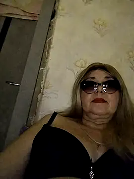 Vita72219 online show from May 6, 2026, 8:57 pm