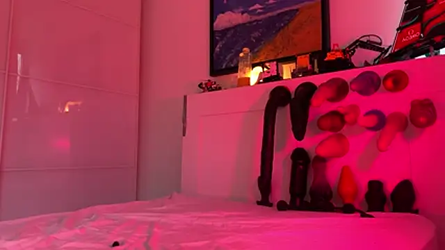 konlxxx online show from March 29, 2026, 4:52 pm