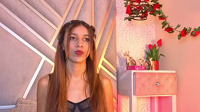 ValerieWoodsl online show from April 26, 2026, 9:12 pm