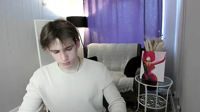 Snapshot of Alexs_777 chatting on April 1, 2026, 12:28 pm Alexs 777 online show from April 1, 2026, 12:28 pm