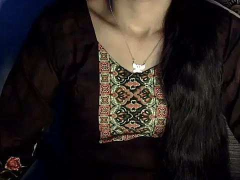 Snapshot of Shinny_ chatting on April 7, 2026, 5:59 pm Shinny online show from April 7, 2026, 5:59 pm