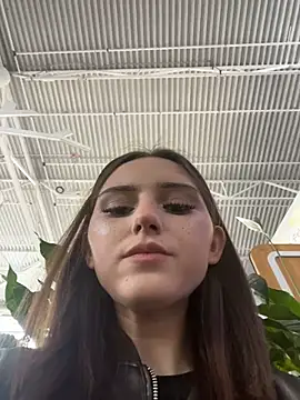 AnitaFly online show from May 10, 2026, 12:42 pm