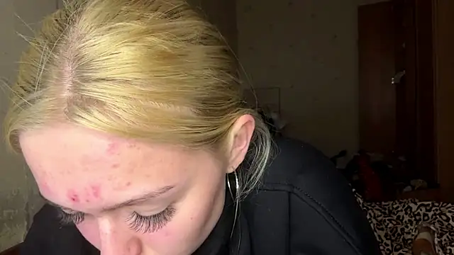 Snapshot of Sophia_Blonde chatting on April 28, 2026, 3:38 pm Sophia Blonde online show from April 28, 2026, 3:38 pm