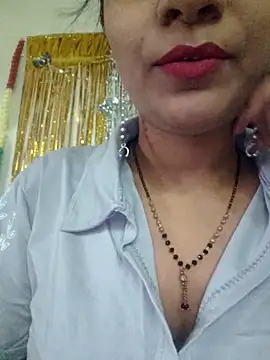 Snapshot of khushi_ji00 chatting on June 17, 2026, 10:25 am khushi ji00 online show from June 17, 2026, 10:25 am