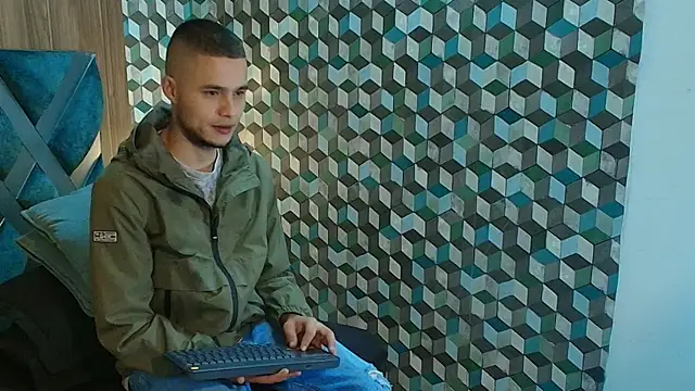 Snapshot of Joaho_Fernandez chatting on May 8, 2026, 8:45 pm Joaho Fernandez online show from May 8, 2026, 8:45 pm