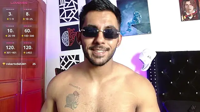 Snapshot of romanpearce_ chatting on May 27, 2026, 8:27 pm romanpearce online show from May 27, 2026, 8:27 pm