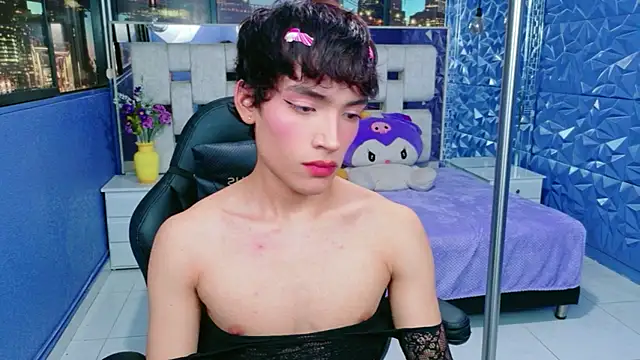 IsaacNovaa online show from April 28, 2026, 7:51 pm