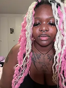 Snapshot of Nyla_xox chatting on April 2, 2026, 9:54 pm Nyla xox online show from April 2, 2026, 9:54 pm