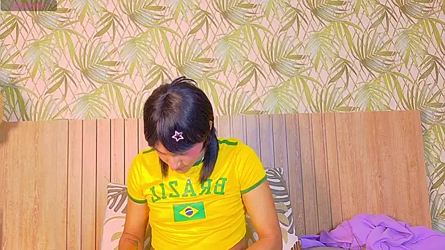 Mikavelvet08 online show from July 2, 2026, 2:01 pm
