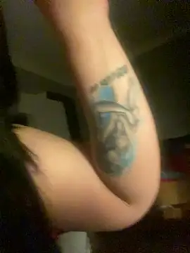 Snapshot of Szandra26 chatting on March 27, 2026, 5:49 am Szandra26 online show from March 27, 2026, 5:49 am