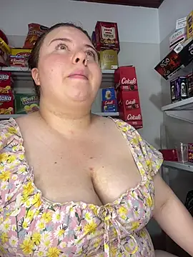 kitty  pinnk online show from June 9, 2026, 7:37 pm