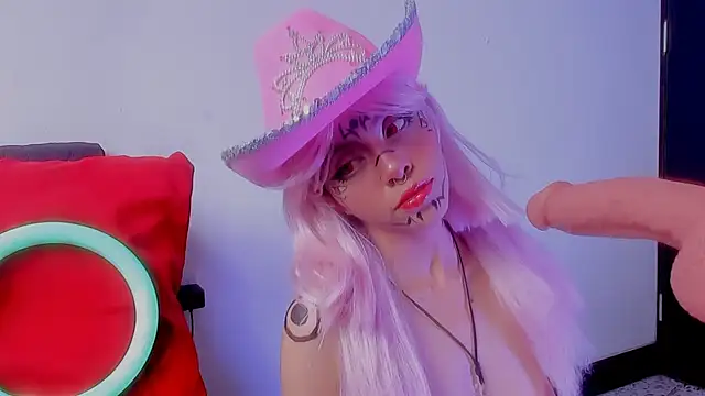 Nyxara- online show from July 4, 2026, 7:18 pm