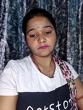 Hotmyfigure online show from March 26, 2026, 12:03 pm