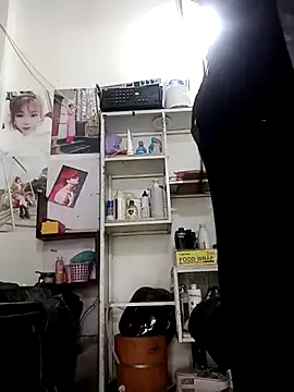     Singlemom     online show from March 27, 2026, 8:37 am