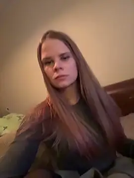 Snapshot of MaryMathews chatting on April 4, 2026, 1:01 am MaryMathews online show from April 4, 2026, 1:01 am