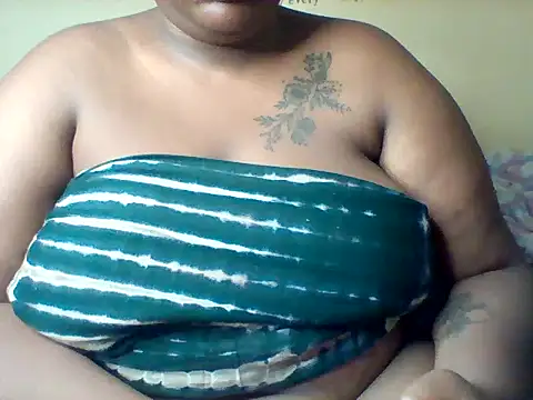 Snapshot of bunny_jay chatting on April 19, 2026, 7:05 pm bunny jay online show from April 19, 2026, 7:05 pm