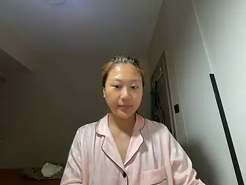 tutu512 online show from June 20, 2026, 5:18 pm