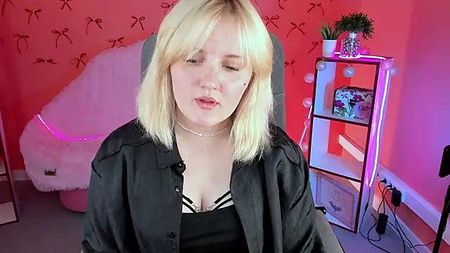 Snapshot of KathyBriggs chatting on March 26, 2026, 9:40 am KathyBriggs online show from March 26, 2026, 9:40 am