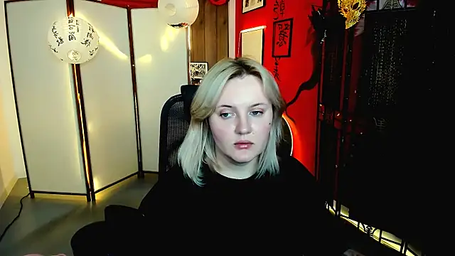 KathyBriggs online show from May 13, 2026, 5:03 am