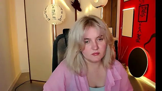 Snapshot of KathyBriggs chatting on May 29, 2026, 5:13 am KathyBriggs online show from May 29, 2026, 5:13 am
