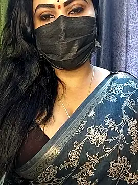 Snapshot of Anushka_flower chatting on June 4, 2026, 7:13 am Anushka flower online show from June 4, 2026, 7:13 am