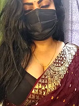 Snapshot of Anushka_flower chatting on June 10, 2026, 3:30 am Anushka flower online show from June 10, 2026, 3:30 am
